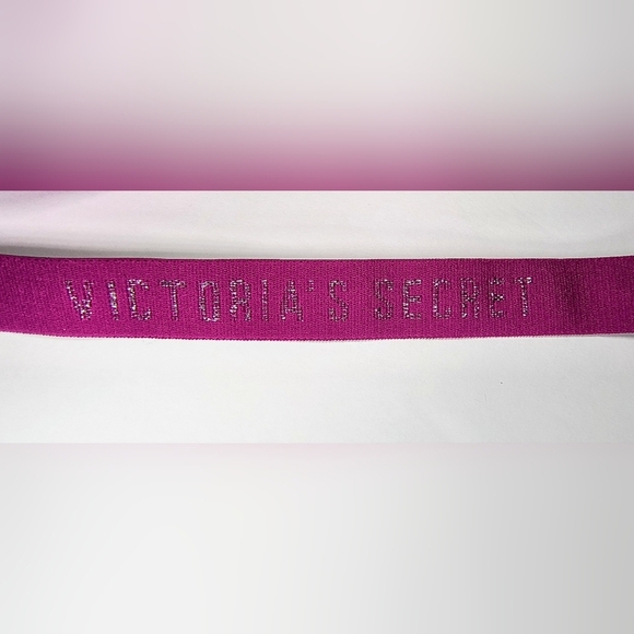 Victoria's Secret Fuschia Colored T-shirt Lightly Lined Wireless Bra, 32C - Picture 8 of 9